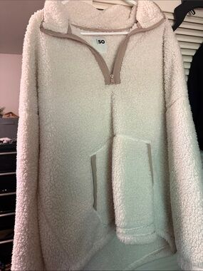 SO Cream oversized Sherpa Half-Zip Pullover with Taupe Trim